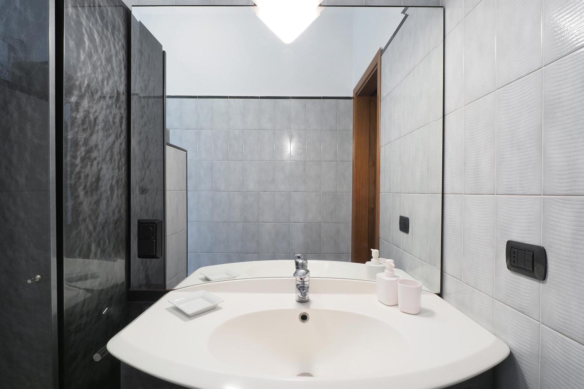 Primopiano - Palmaria B Apartment มิลาน ภายนอก รูปภาพ